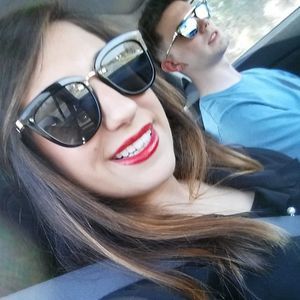 Meet your Posher, Ashley